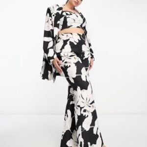 ASOS Black and White Floral Blazer Sz22
